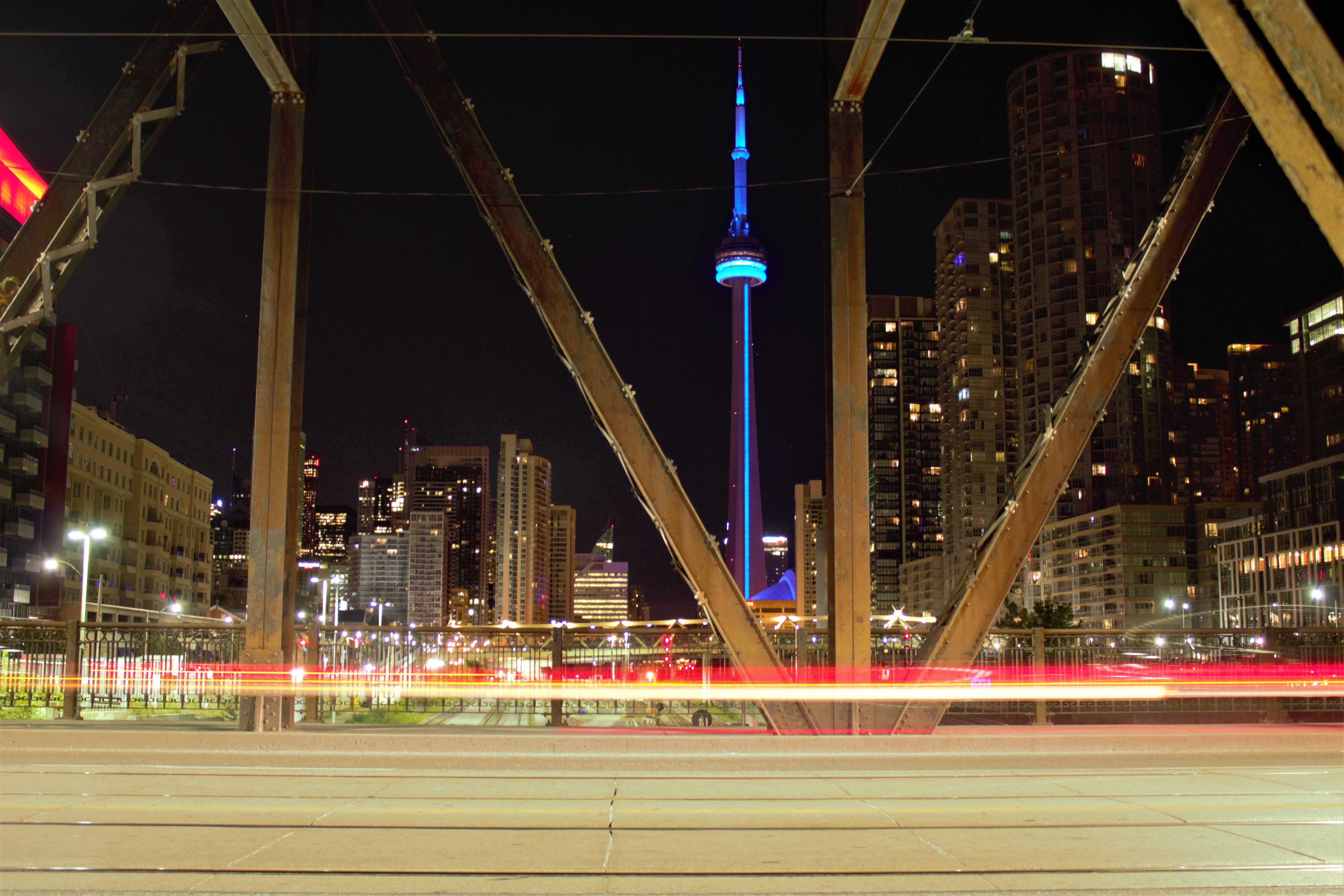 Toronto \ AJAV